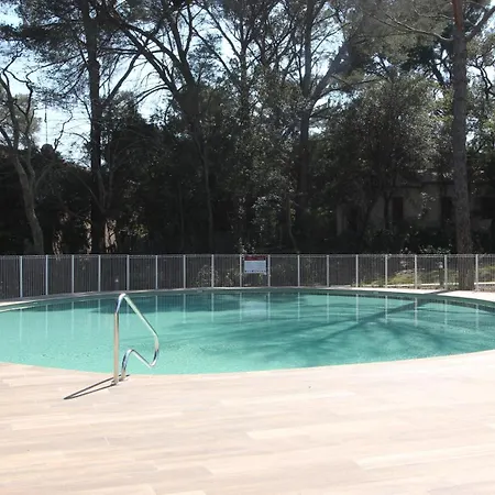 דירה Bb With Pool, Close To The Beach, Shops קבלייר-סור-מר